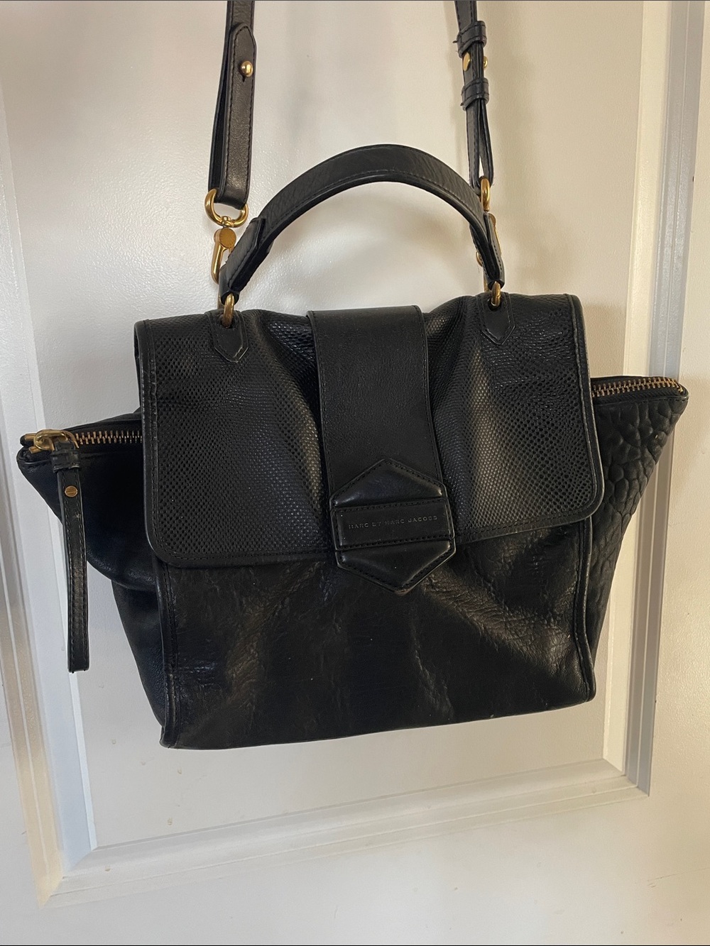 Marc By Marc Jacobs Black Leather Satchel Bag.